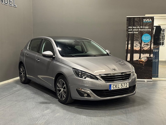 Peugeot 308 2 of 16