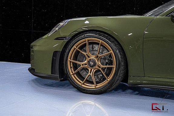 Porsche 911 7 of 24
