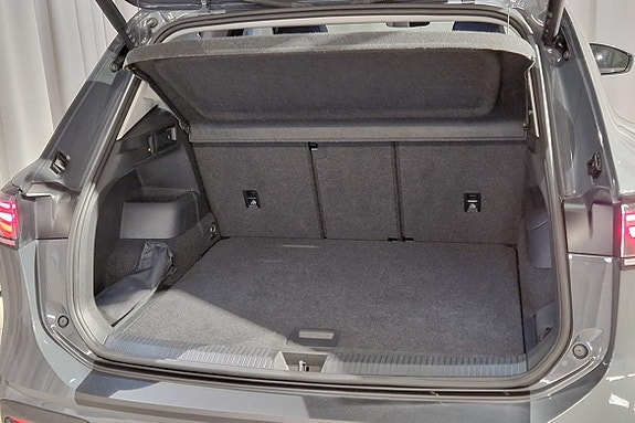 Volkswagen Tiguan 6 of 14