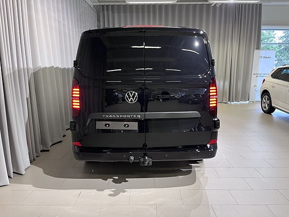 Volkswagen Transporter 10 of 14