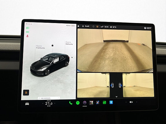 Tesla Model 3 19 of 30