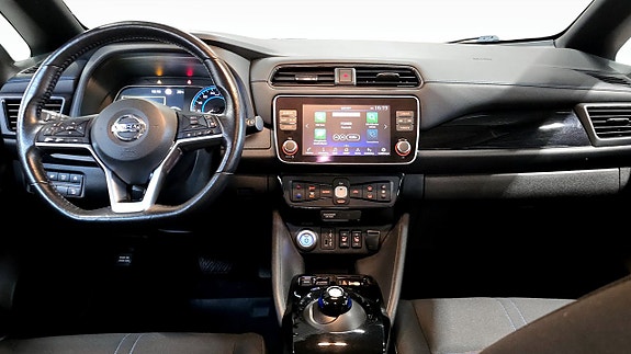 Nissan Leaf 4 of 13