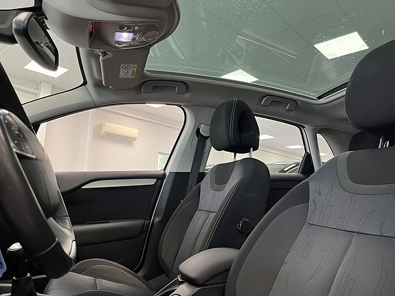 Citroen C4 10 of 14