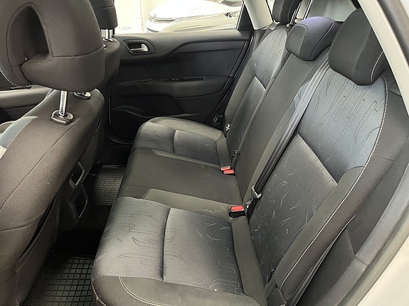 Citroen C4 7 of 14