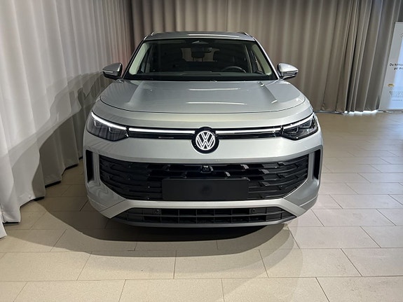 Volkswagen Tayron 2 of 16