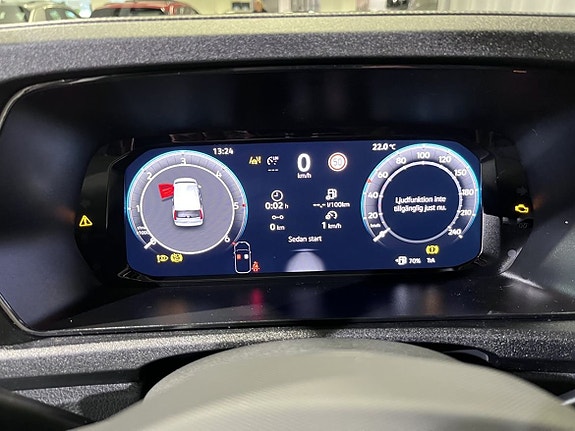 Volkswagen Caddy Maxi 6 of 11