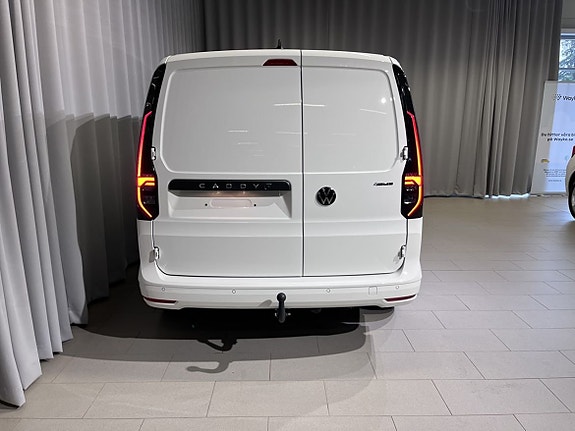 Volkswagen Caddy Maxi 9 of 11