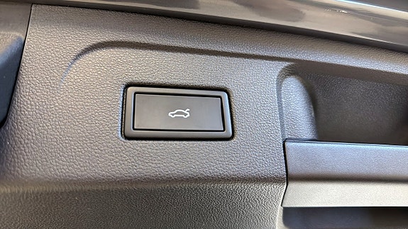 Volkswagen Touran 13 of 21