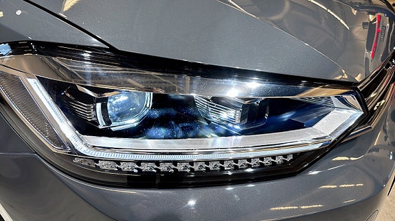 Volkswagen Touran 15 of 21