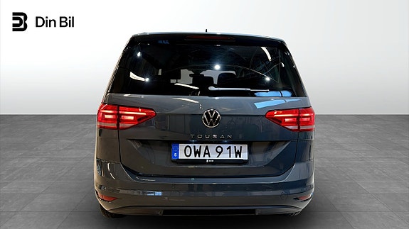 Volkswagen Touran 5 of 21