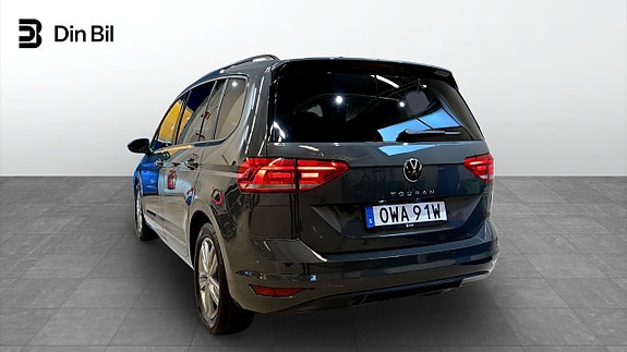 Volkswagen Touran 3 of 21