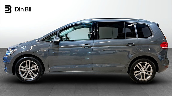Volkswagen Touran 2 of 21