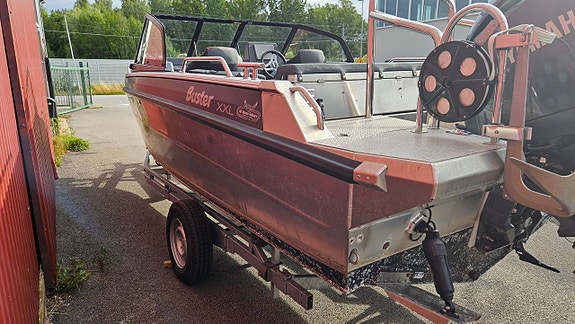 Buster XXL -21 Yamaha F150 XC (Ny motor -25, endast 13 tim!) 10 of 12