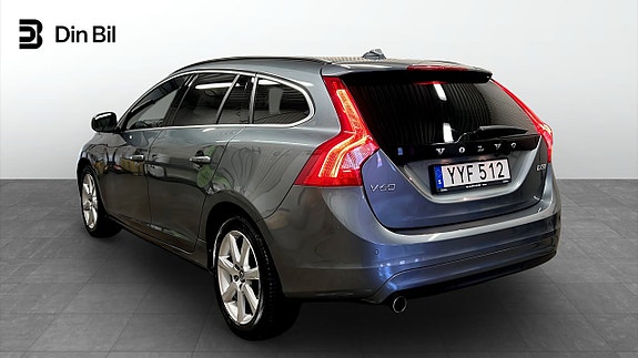 Volvo V60 3 of 20