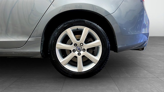 Volvo V60 6 of 20