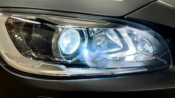 Volvo V60 13 of 20