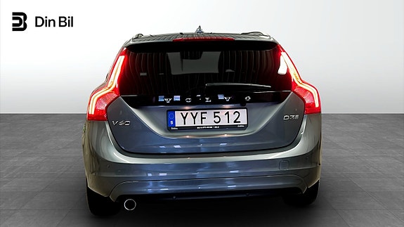 Volvo V60 5 of 20