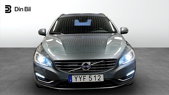 Volvo V60 4 of 20