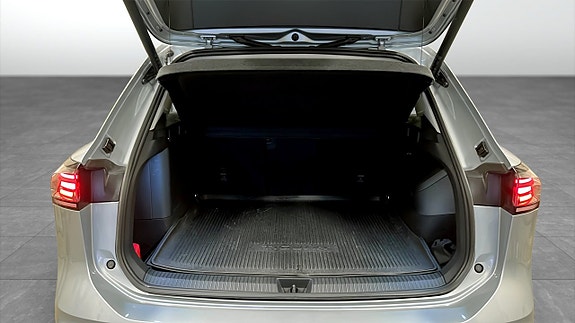 Volkswagen Tiguan 12 of 21