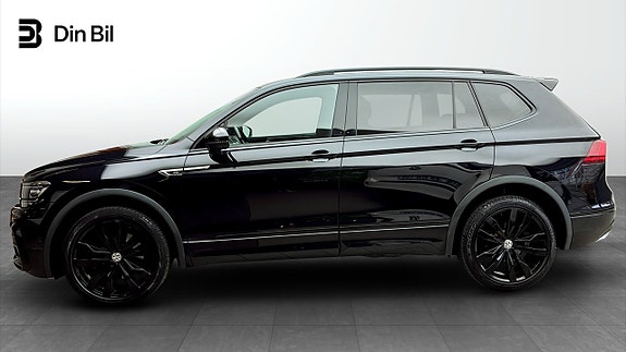 Volkswagen Tiguan Allspace 2 of 13