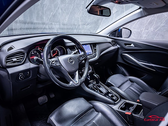 Opel Grandland X 11 of 30