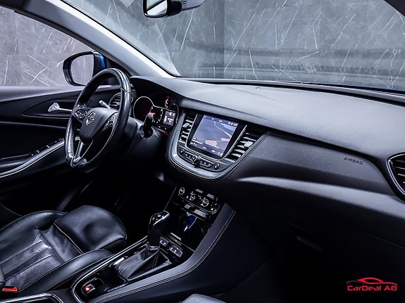 Opel Grandland X 13 of 30