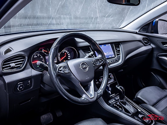 Opel Grandland X 12 of 30