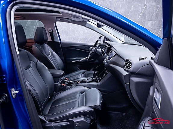 Opel Grandland X 15 of 30