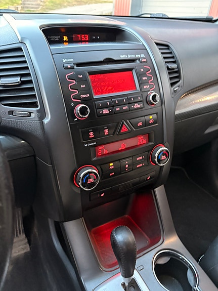 Kia Sorento 11 of 18