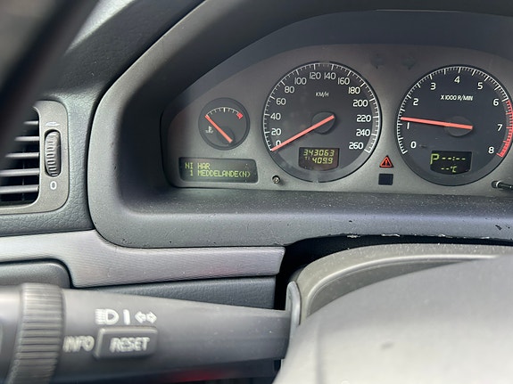 Volvo S80 14 of 14