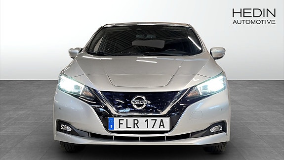 Nissan Leaf 8 of 13