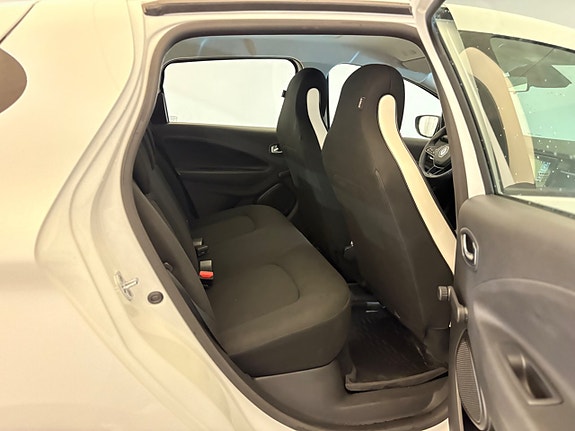 Renault Zoe 9 of 16