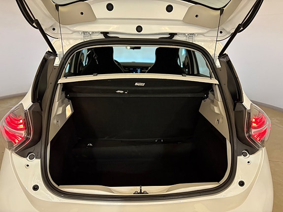 Renault Zoe 12 of 16