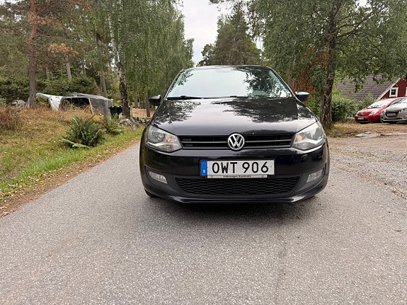 Volkswagen Polo 2 of 22