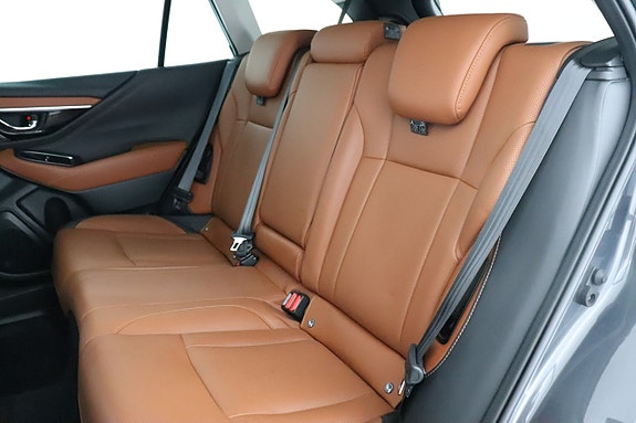 Subaru Outback 19 of 30