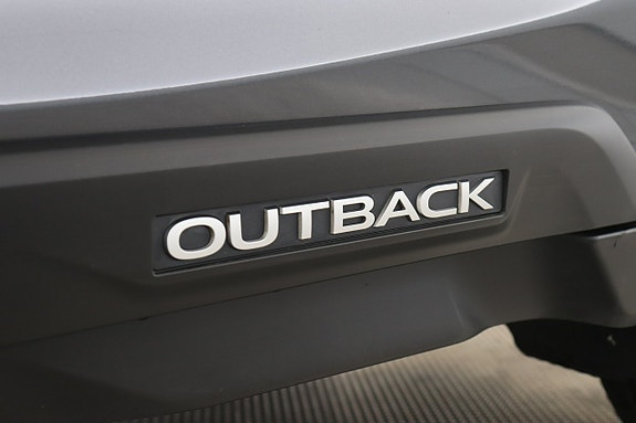 Subaru Outback 13 of 30
