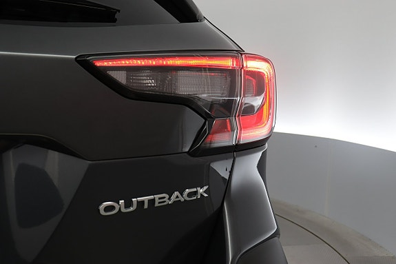 Subaru Outback 11 of 30