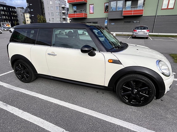 MINI Cooper 3 of 8