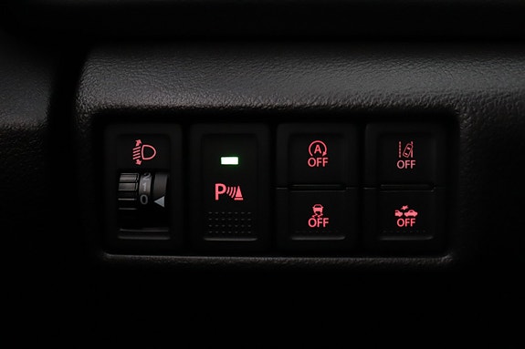 Suzuki S-Cross 28 of 30