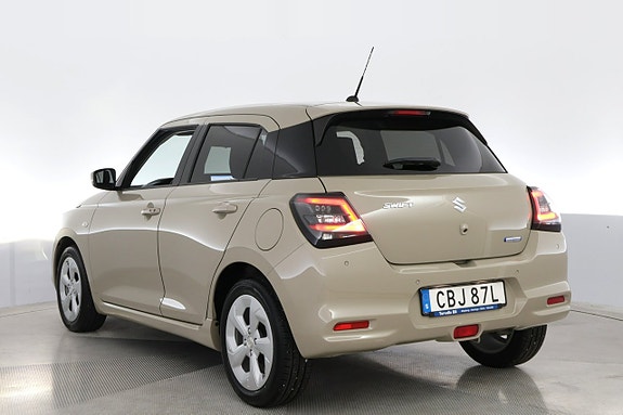Suzuki Swift 3 of 17