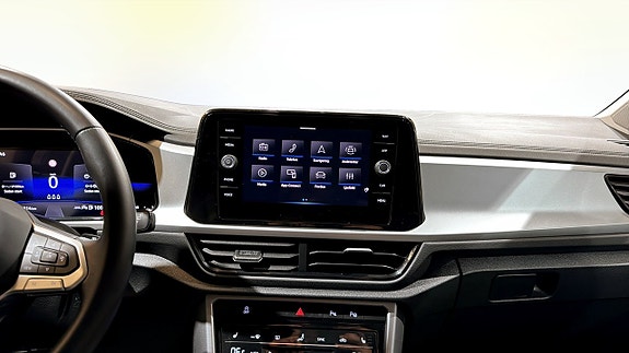Volkswagen T-Roc 9 of 19