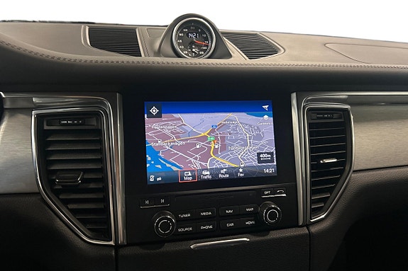 Porsche Macan GTS 18 of 29
