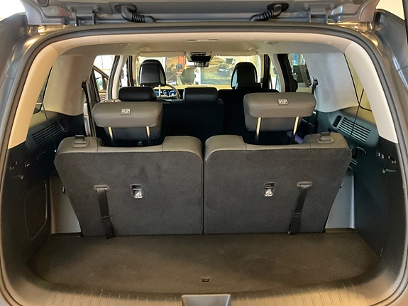 Hyundai Santa Fe 18 of 20