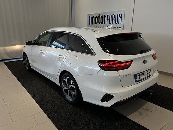 Kia Ceed 3 of 19