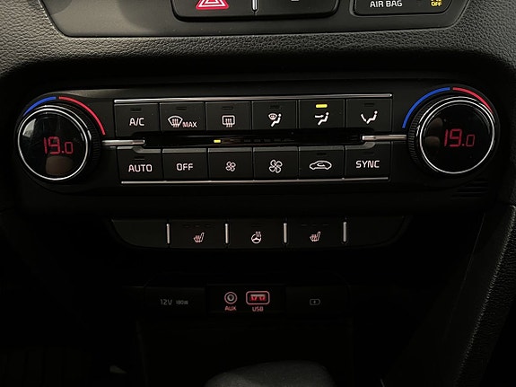 Kia Ceed 17 of 19