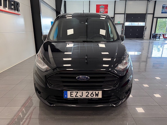Ford Transit Connect 8 of 11