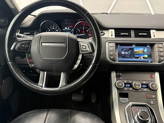 Land Rover Range Rover Evoque 17 of 18