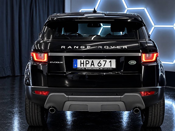 Land Rover Range Rover Evoque 4 of 18