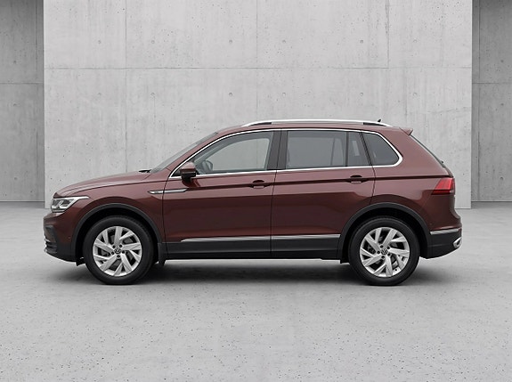 Volkswagen Tiguan 2 of 16