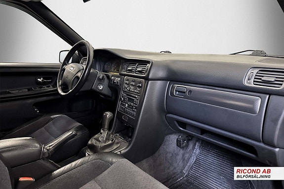Volvo V70 9 of 12
